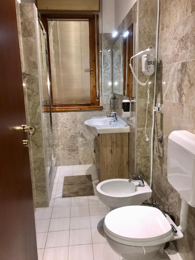 Apartment Forum III Assago Luaran gambar